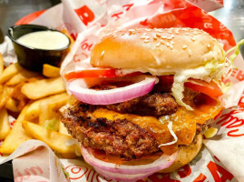 Red Robin Gourmet Burgers And Brews food