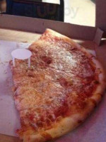 New York Pizzeria food