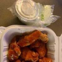 Best Wingers LLC food