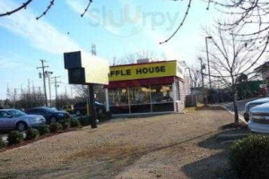 Waffle House outside