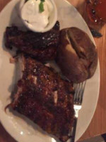 BJ's Brewhouse food