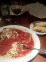 Carino's Italian-ammon food