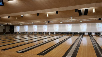 Bowl'n'fun inside