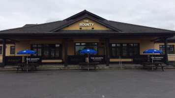 Bounty Athlone outside