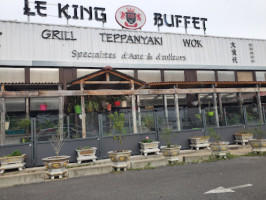 Le King Buffet inside