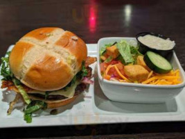 Red Robin Gourmet Burgers And Brews food