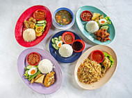 Pak Ngah Soup Corner food