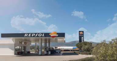 Estación De Servicio Repsol outside