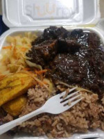 Milo's Jerk Hut food