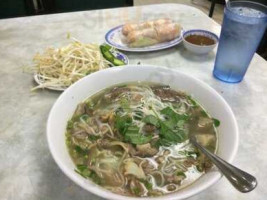 Pho Phuong Nine food