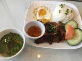 Mon Viet Cafe Togo food