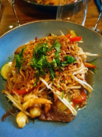 Le Bistrot Thai food