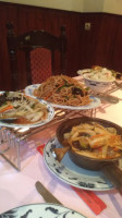 Aux Cinq Etoiles Chinoises food