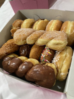 Magee's Donuts food