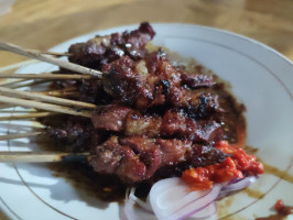 Sate Pring Kuning food