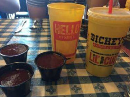 Dickey's Barbecue Pit food