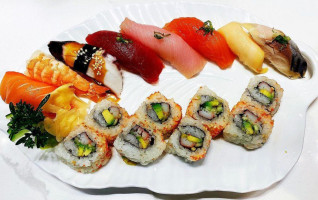 Niji Sushi Grill food