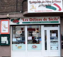 Délices De Sicile Marchienne outside