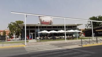 Cafetería La Estación inside