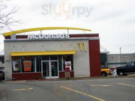 Mcdonald's outside