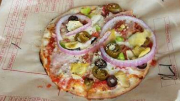 Mod Pizza food