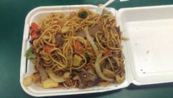 Go Fresh Mongolian Bbq food