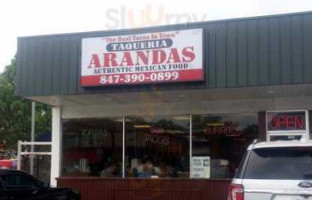 Arandas Taqueria outside