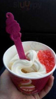 Menchie's Frozen Yogurt food