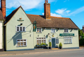 The Kings Arms Haughley outside