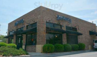 Zaxby's Chicken Fingers Buffalo Wings outside