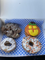 Mojo Monkey Donuts food