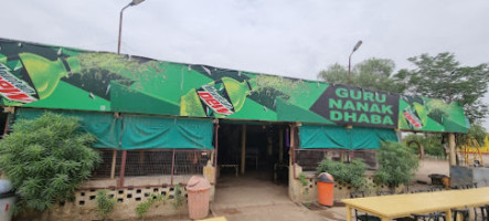 Guru Nanak Dhaba inside