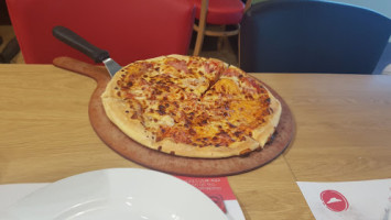 Pizza Hut Nova Arcada food