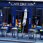 Cafe Breton inside