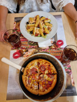 Pizza Hut Gaia Shopping food