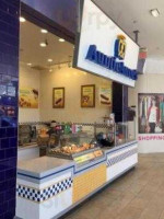 Auntie Anne's outside