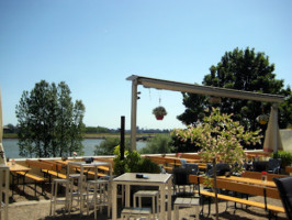 Biergarten Hafensturm inside