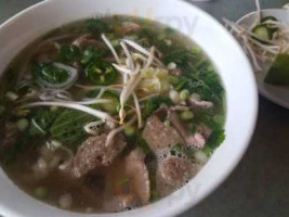 Pho Cao food