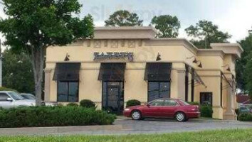 Zaxby's Chicken Fingers Buffalo Wings outside