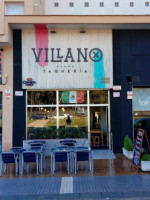 Villano Taqueria inside