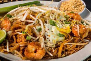 Thai Delight Wok Grill food