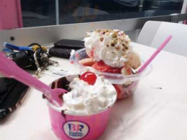 Baskin Robbins 31 Flavors food