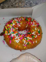 Duck Donuts food