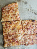 Domino's Pizza food