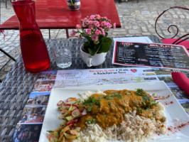 Le rouge bar a tapas food