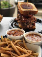 Jambo's Bbq Shack food