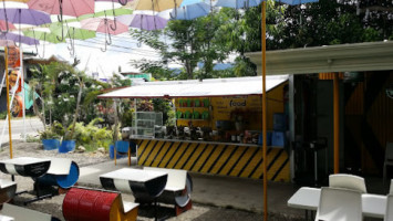 Pampangueñas Best Kainan inside