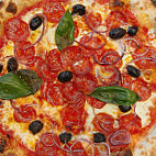 Pizza Del Gusto food