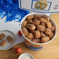 Auntie Anne's Pretzels Cerritos Mall food