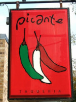 Picante Taqueria inside